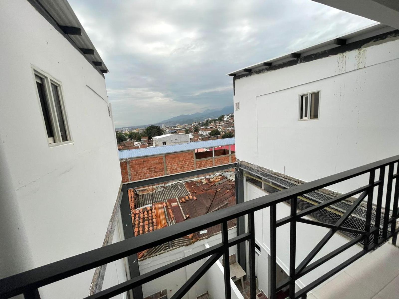 Apartamento En Libertadores - San Antonio - Zona Turistica De Cali Apartment Exterior photo